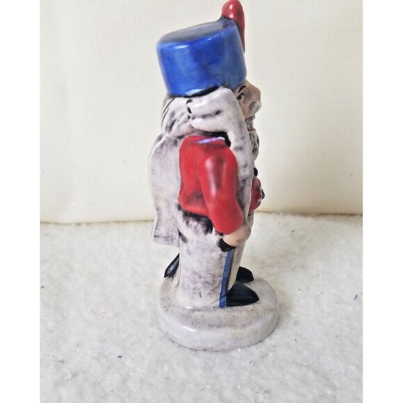 Vntg GOEBEL W GERMANY 13 902-09 CHRISTMAS NUTCRACKER SOLDIER FIGURINE initialed - Picture 2 of 7